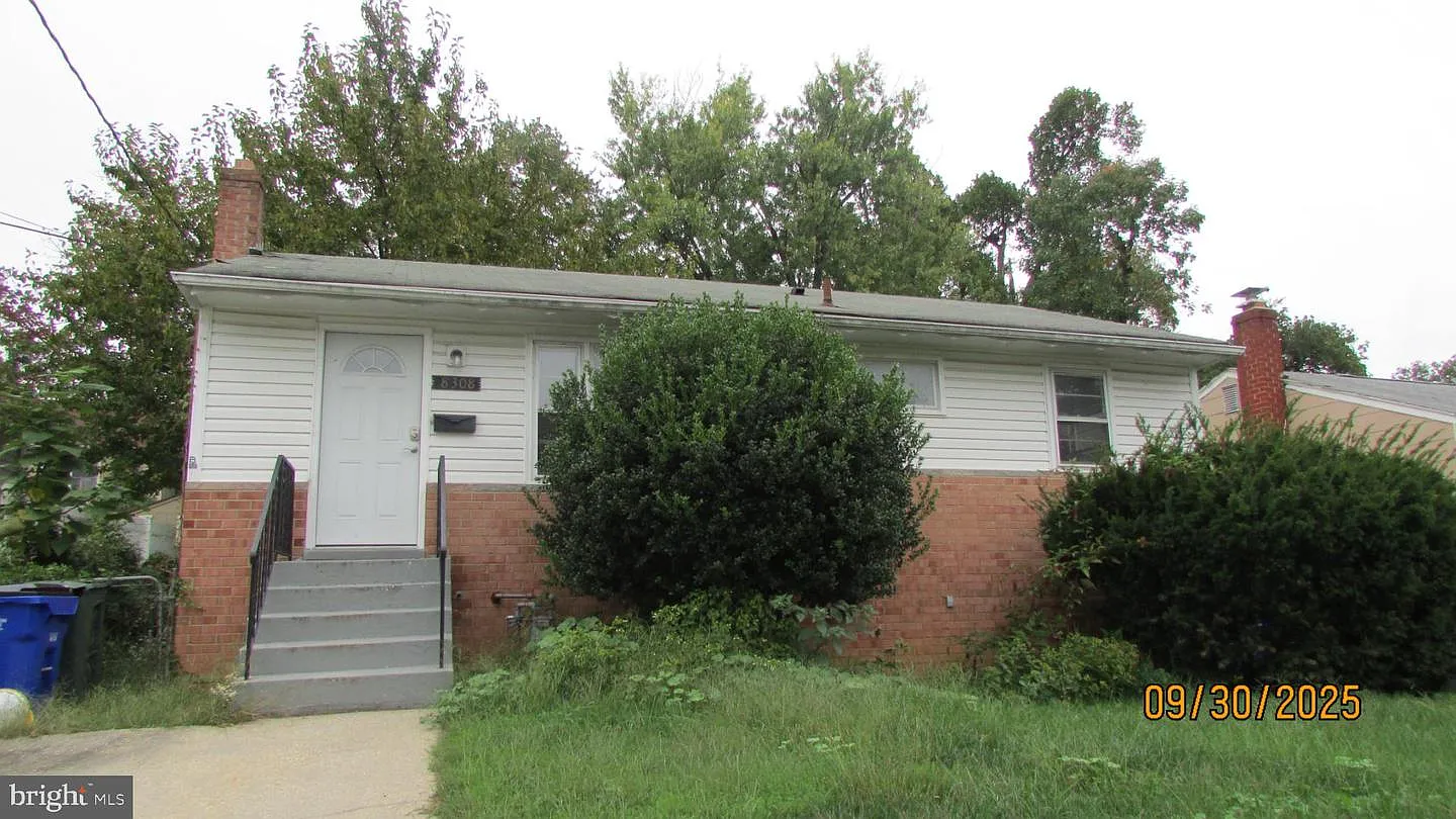 8308 Potomac Ave photo 1