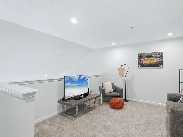5710 Silverbridge Trl — Photo 11