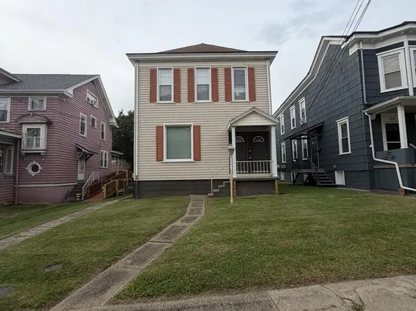 146 Edgington Ln, Wheeling, WV 26003