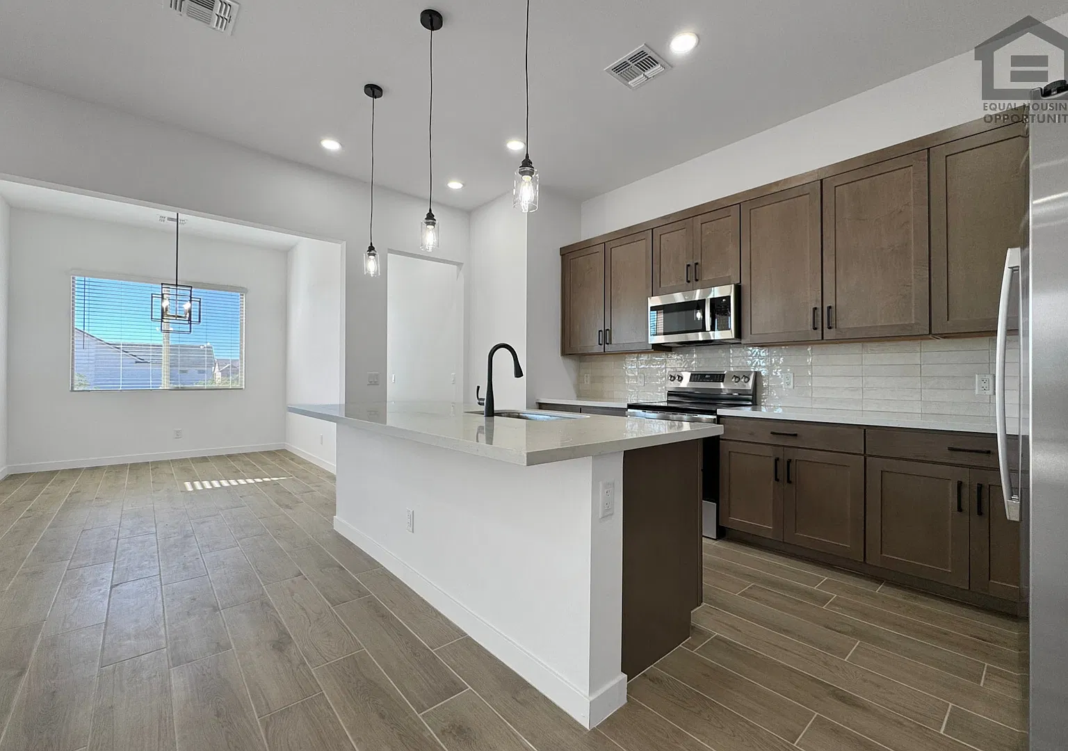3bed/2bath House In North Surprise! Brand New! Never Lived In! 1 Acre Lot! — Photo 1