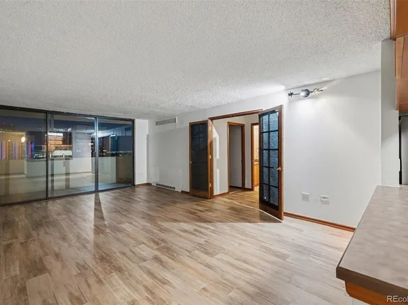 1020 15th St APT 31J, Denver, CO 80202