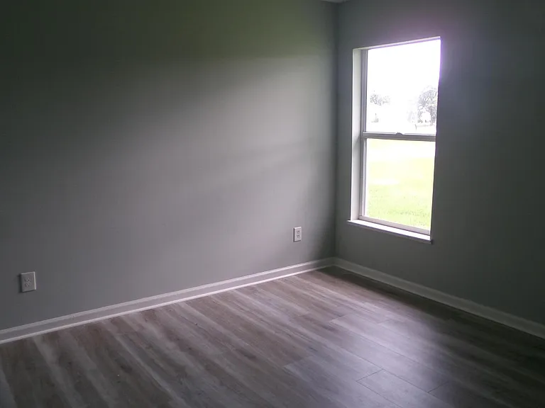 502 SW Souris Ave — Photo 14