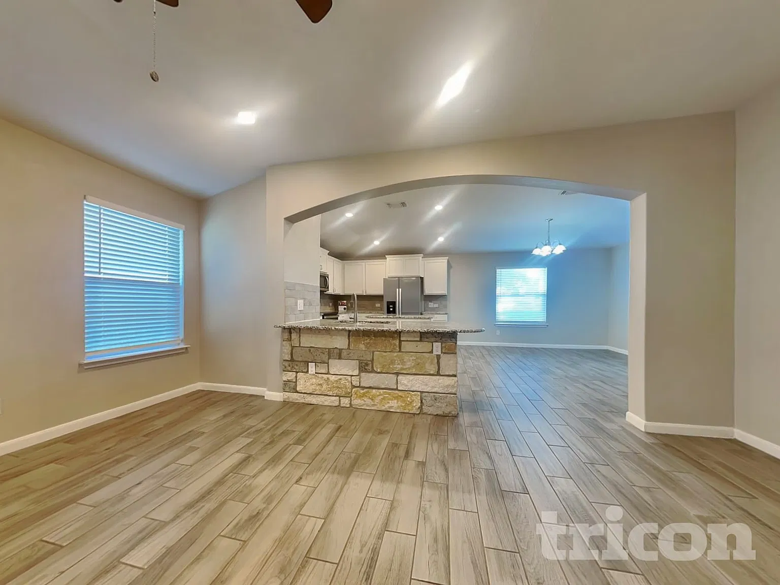 922 Pumpkin Ridge New Braunfels TX — Photo 2