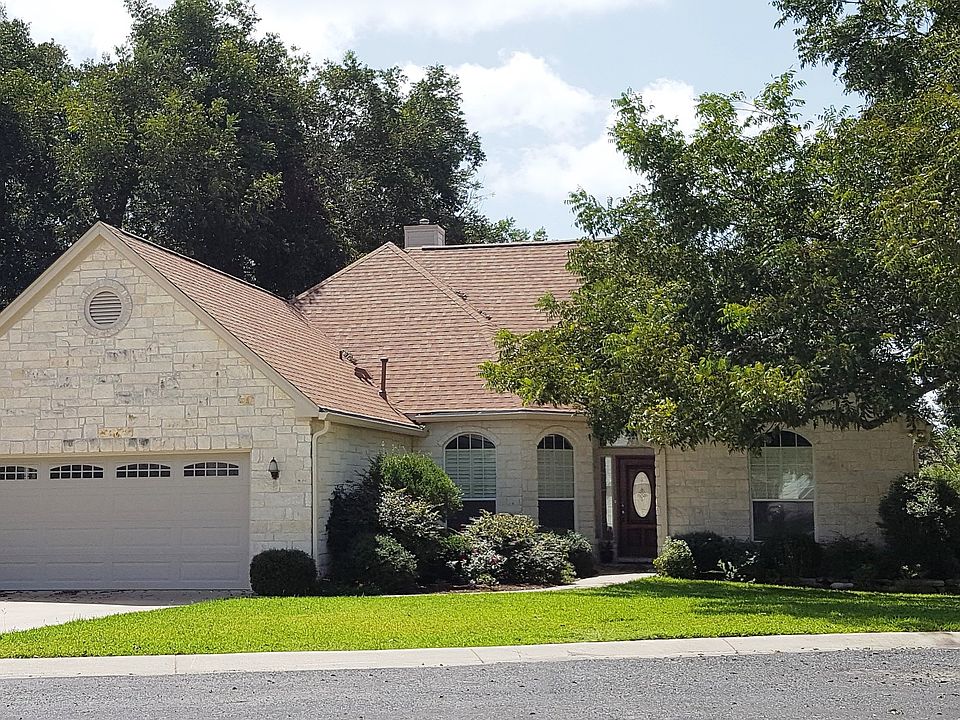 1st image of 611 Persimmon Ct