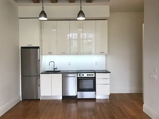 Rented by Simply Brooklyn Realty Inc | media 11