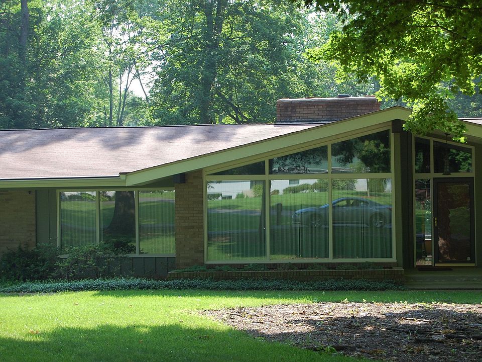 2nd image of 6309 Knyghton Rd
