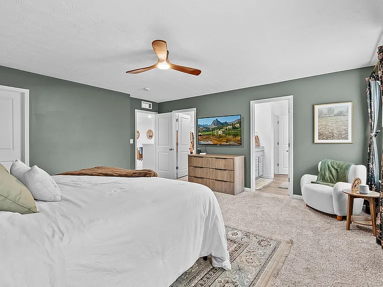 5015 Schaefer Ln — Photo 43