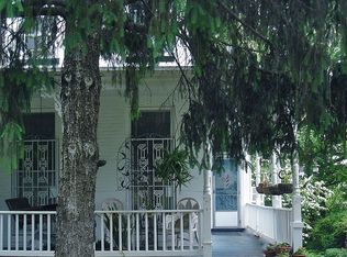 25 S Augusta Ave, Baltimore, MD 21229