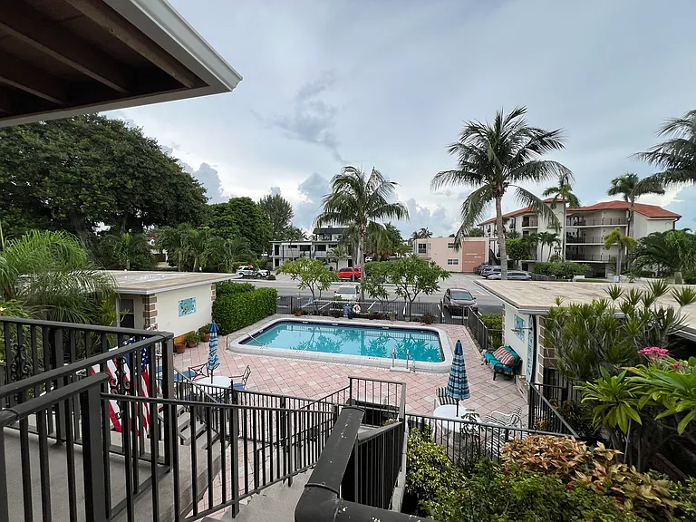 311 Inlet Way #14 — Photo 3
