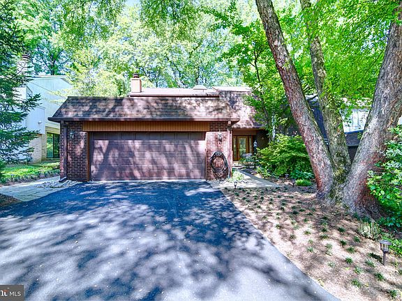 2nd image of 3615 Devilwood Ct