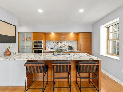 7 Warren Ave Penthouse 19, Boston, MA, 02116
