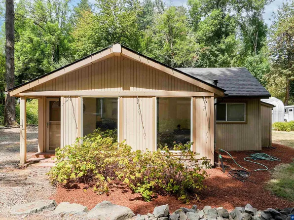241 Rees Hill Rd SE, Salem, OR 97306