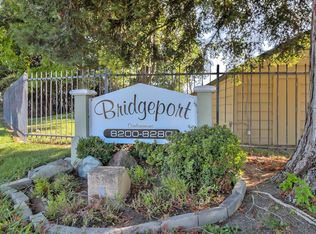 8208 Center Pkwy #16, Sacramento, CA 95823