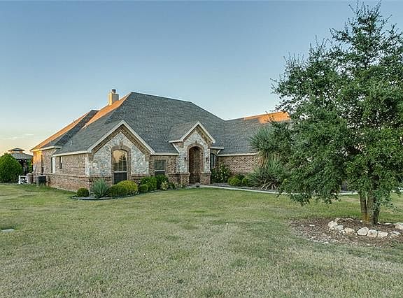 4th image of 6901 Mustang Creek Dr