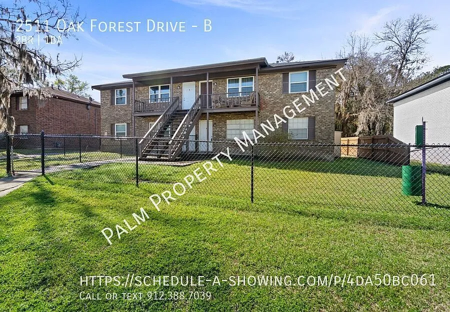 2511 Oak Forest Dr #B
