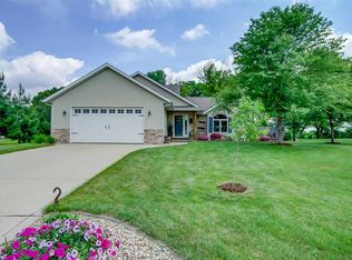 404 Dalogasa Dr, Arena, WI 53503