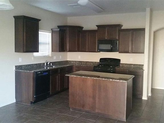 4th image of 7363 Burntside Ln