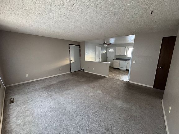 4th image of 411 Cottonwood Ave APT 2
