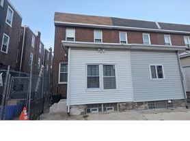 1611 Allengrove St, Philadelphia, PA