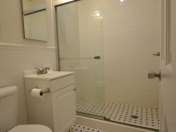 4th image of 319 58th St #1F
