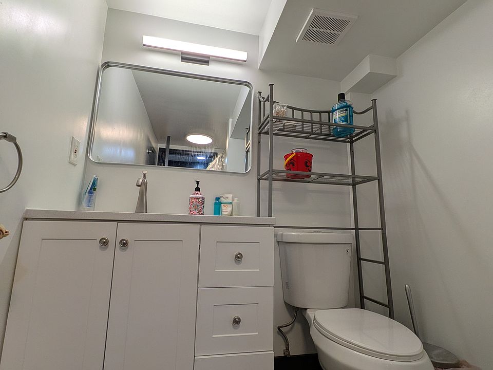 1st image of 5208 59th Ave #Basement