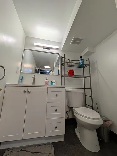 5208 59th Ave #BASEMENT Photo 1