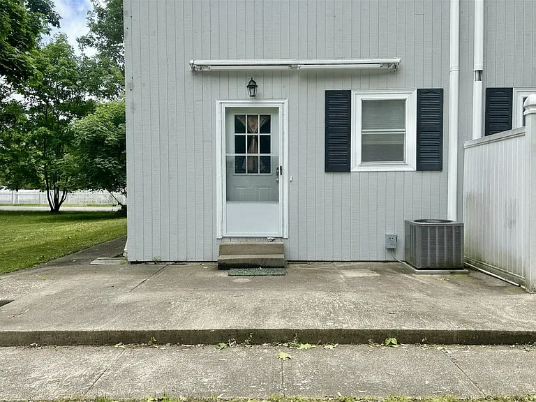 11 Carpenter Ave #A — Photo 24