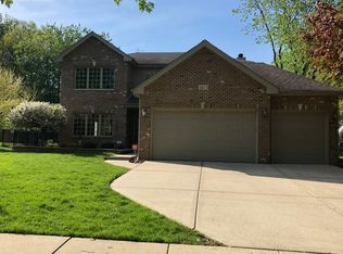 1823 Warwick Ln, Schaumburg, IL 60193