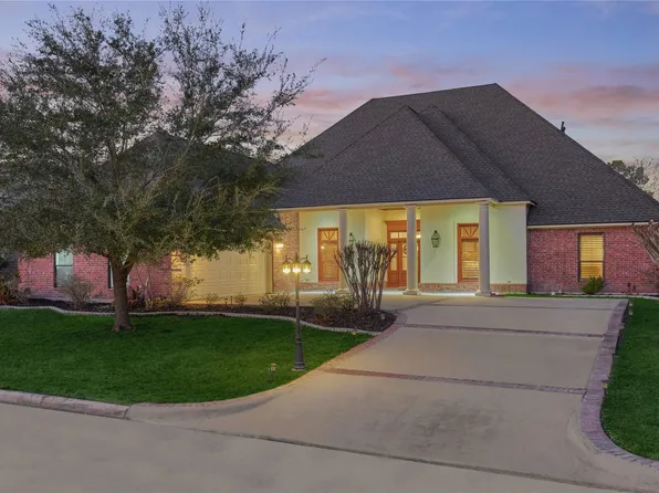 27 Bent Tree Ln, Montgomery, TX 77356