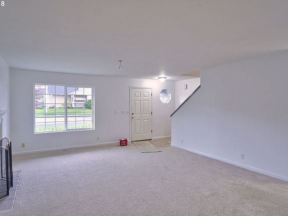 5th image of 35401 Oakwood Dr