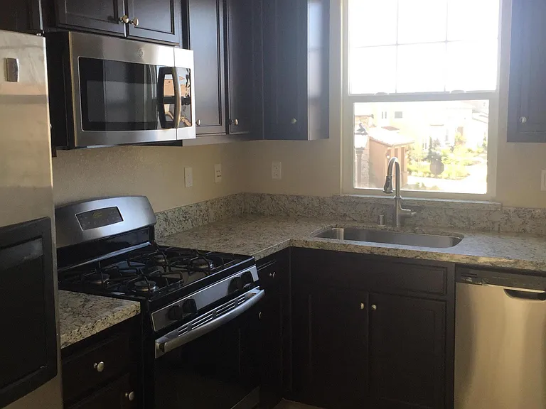E Cara Ct — Photo 2