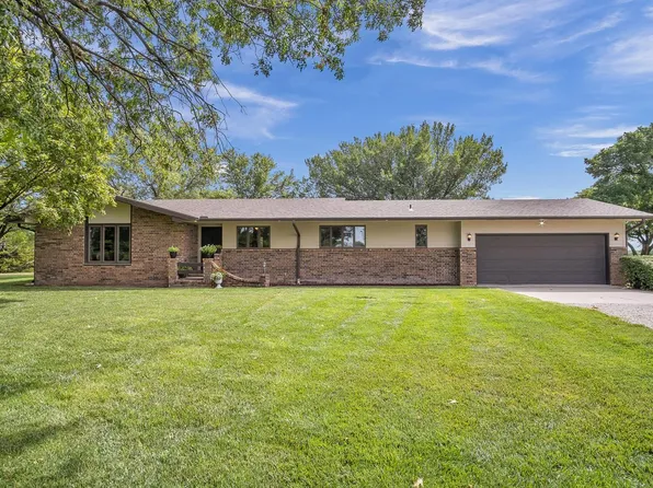 10408 N Anderson Rd, Newton, KS 67114