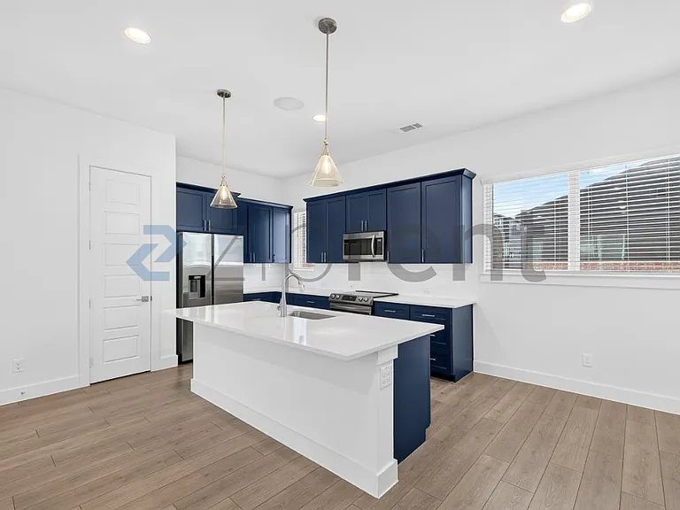 1733 W Cantey St — Photo 15