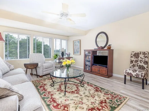 365 Woodford Avenue #34, Plainville, CT 06062