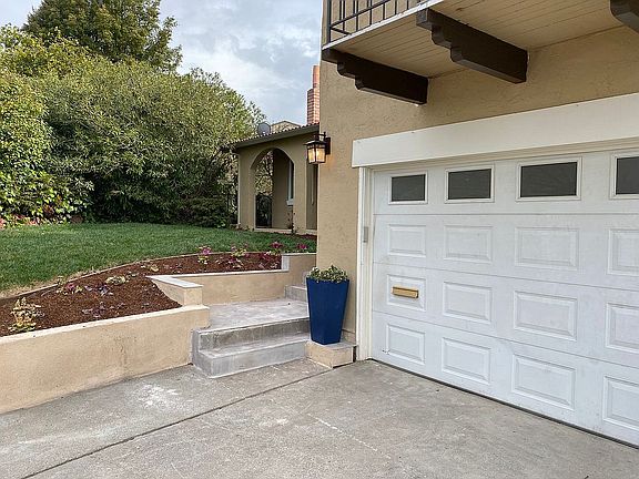 2nd image of 130 Juanita Ct