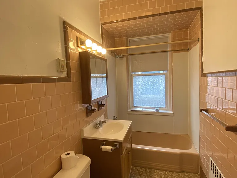 1828 Beacon St #7 — Photo 17