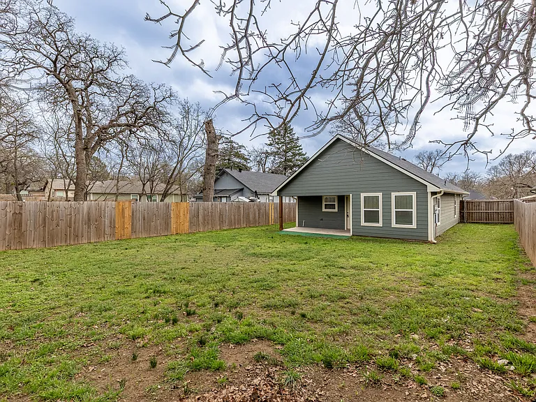 933 Rice St — Photo 15