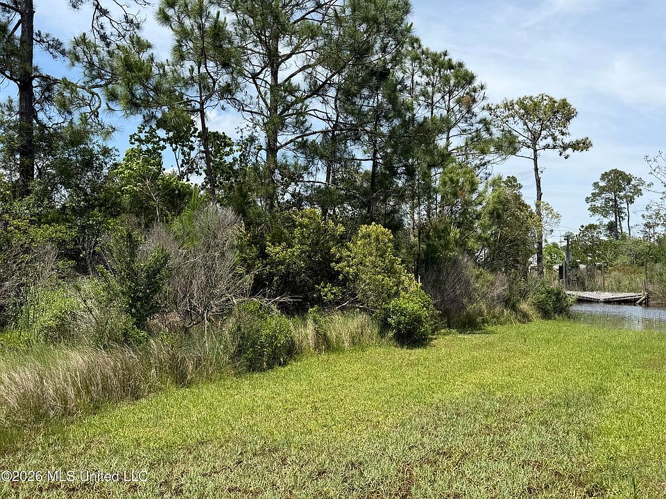 2nd image of Na Dolphin St Lot 20