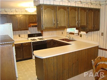 4th image of 2914 W Larchmont Ln