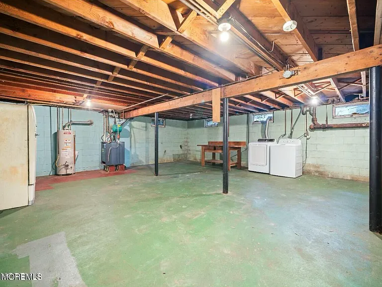 1025 Whittier Ave — Photo 20