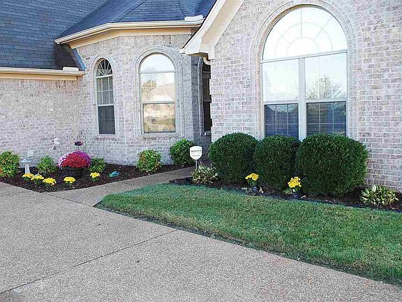 2nd image of 6679 Beagle Ln