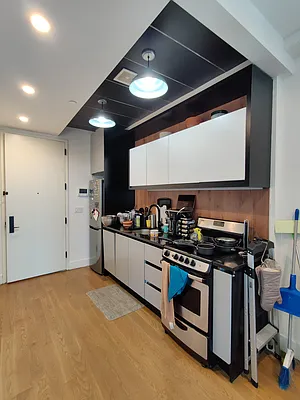 Rented by Signature Property Realty | media 18