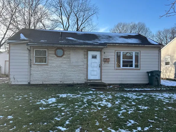 2103 Willowrow Ave NE, Canton, OH 44705