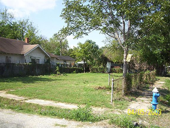 5th image of 2217 Brackenridge St