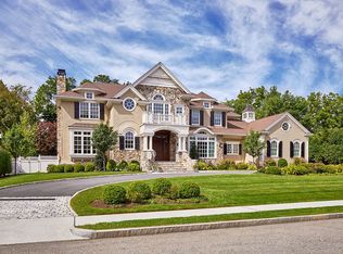 95 Countryside Rd, Newton, MA 02459