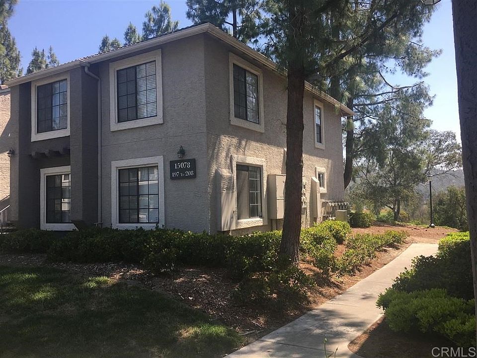2nd image of 15078 Avenida Venusto Unit 207