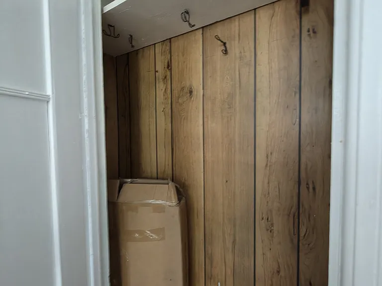96 Brown Pl #A — Photo 38
