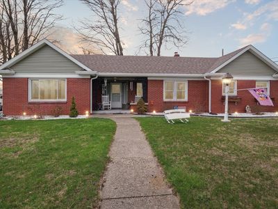 408 S 1st St, Pierceton, IN, 46562