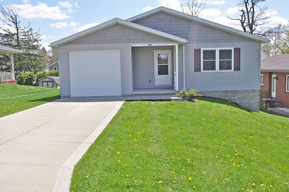 2 bed, 1.5 bath, 1008 sqft, $1,250 — Photo 1