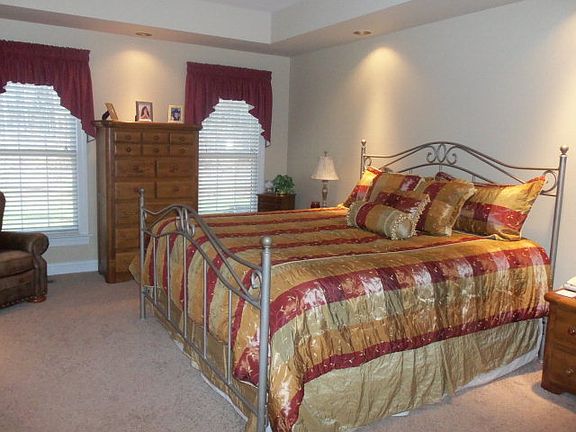 4th image of 132 Twin Lake Dr